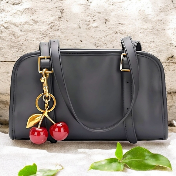 🆕️ Glitzy Cherry Delight Fashion Glitter Resin Cherry Bag Gold Charm Keychain - Picture 8 of 13